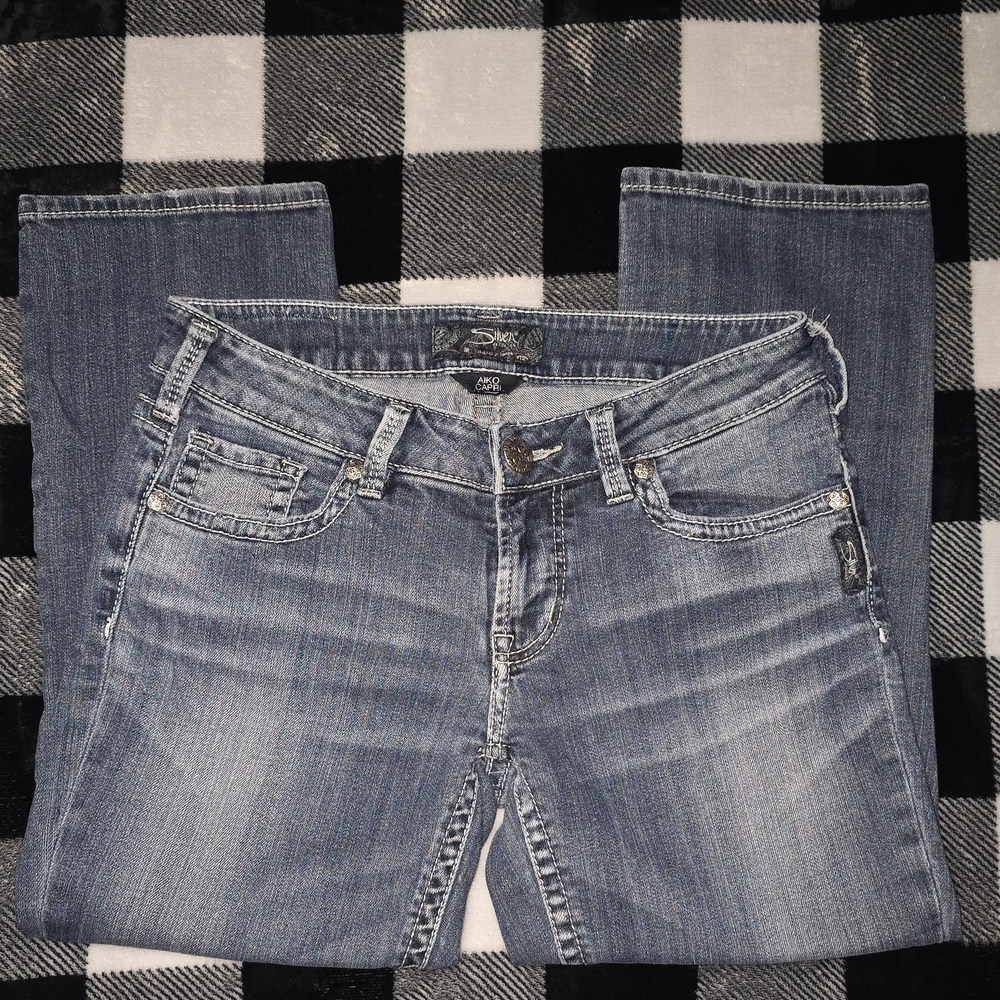Silver Aiko Capri  **SIZE 27×23 **MIDRISE
